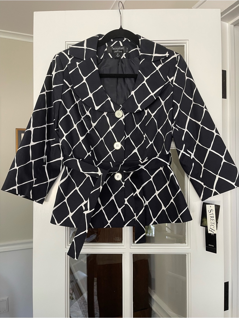 NWT Larry Levine Navy Jacket with White Giraffe Print Size 6Petite
